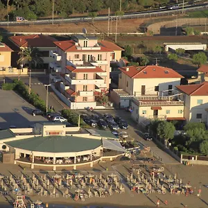Del Sole 3*, San Vincenzo Italia