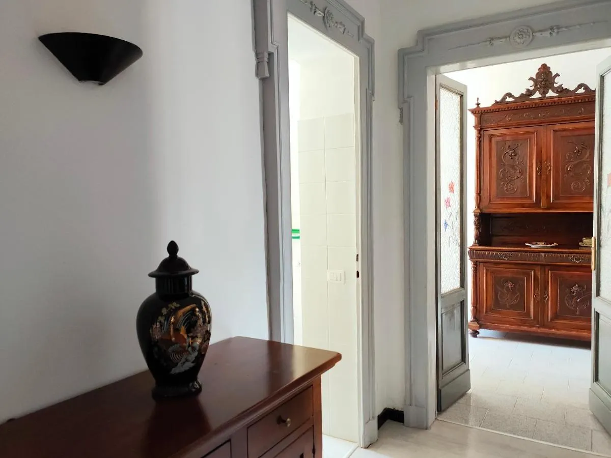 Apartment Nido Stazione Bergamo Guest house