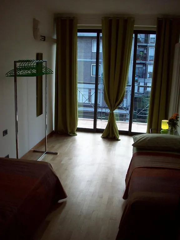 Apartment Nido Stazione Bérgamo 2*,