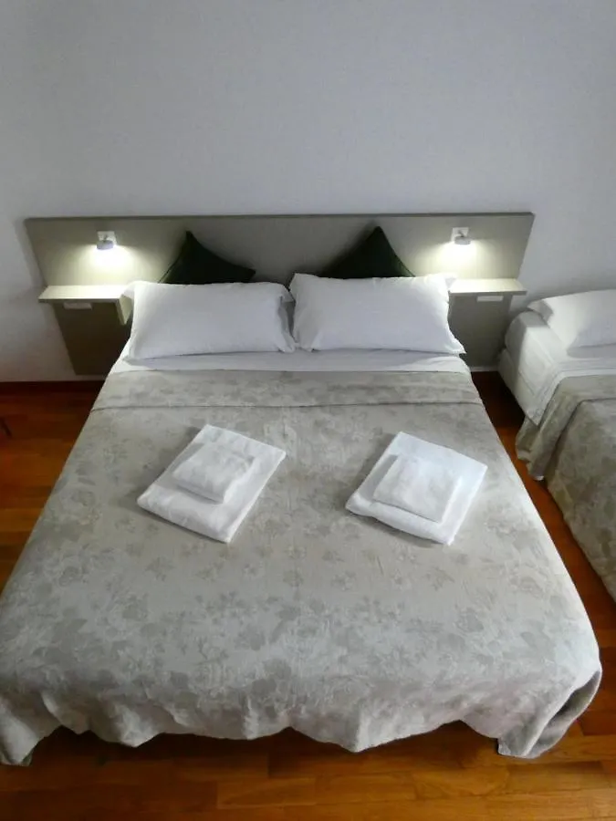Apartment Nido Stazione Bergamo Italy